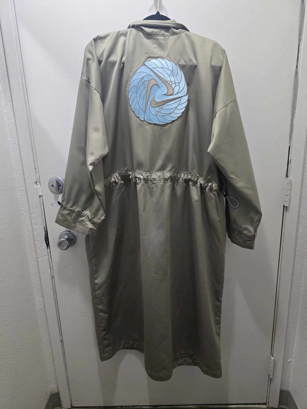 ​NWOT Nike Sportswear Icon Clash Satin Long Jacket - "Mystic Stone" - Picture 7 of 13